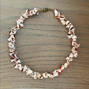 Vintage Peach and White Shell Choker Necklace